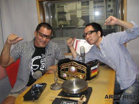 蝶野選手着用アイテム【ラジオ日本『真夜中のハーリー&レイス』に出演】NEWS