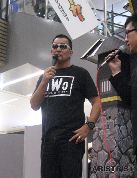 蝶野選手着用アイテム「『キングオブプロレスリング』第11弾「STRONG STYLE EDITION II」発売イベント」