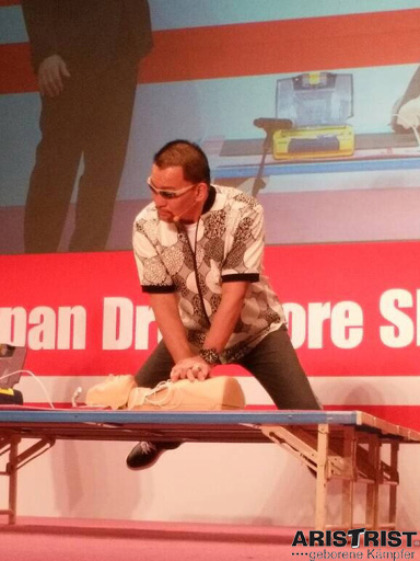 【3/20「第16回JAPANドラッグストアショー/蝶野正洋の世界一楽しいAED講座」蝶野選手着用アイテム】